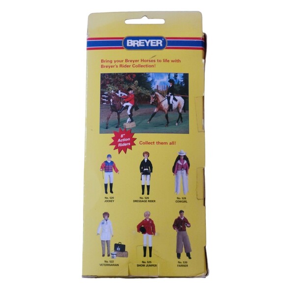 NEW Breyer Horse Traditional Series Veterinarian Laura Doll With Accessories - Picture 4 of 6